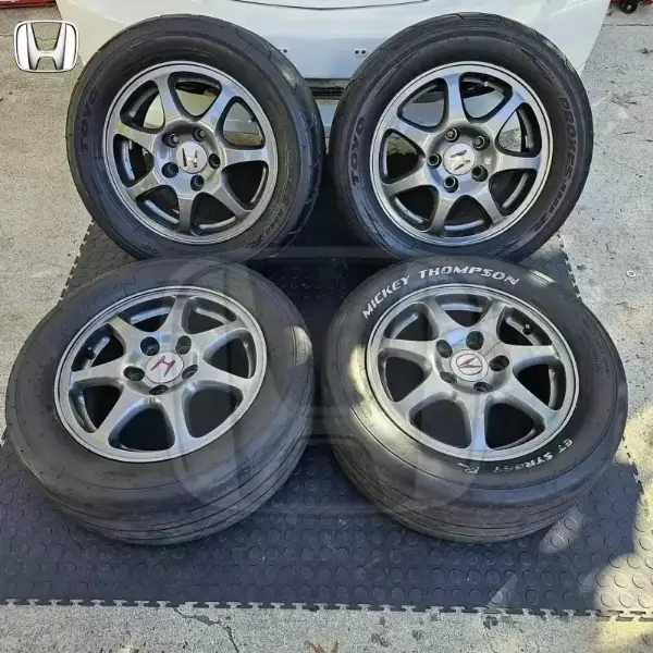 Type r wheels Oem type r wheels Oem cent – Rare Honda Part